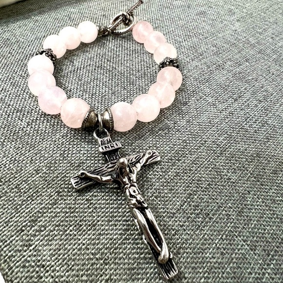 Ultimate Artworks Jewelry - Rosary" Bracelet Rose Quartz Stone with Cross Stainless Steel Silver ☑️